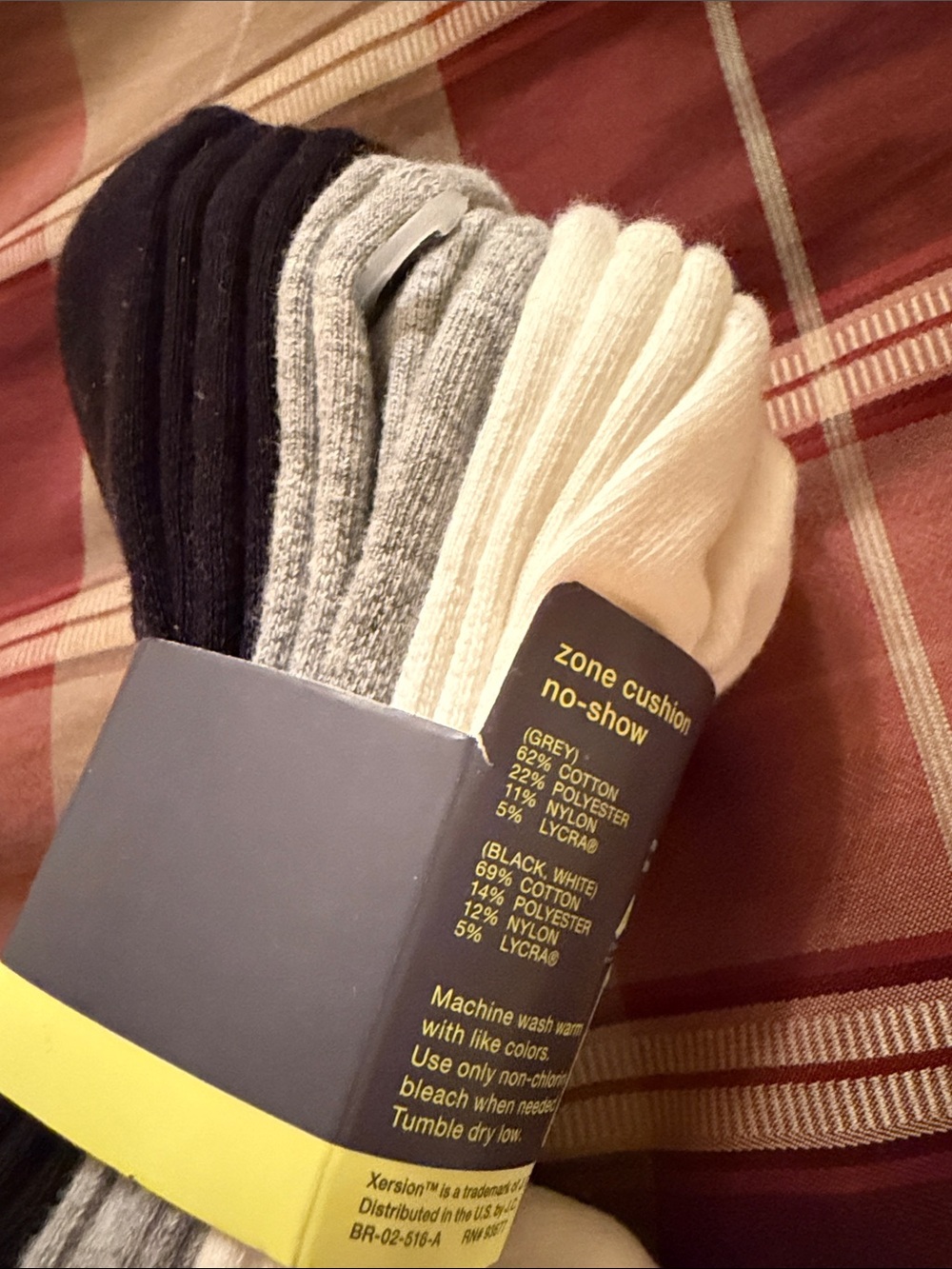 NEW Xersion new with tags 6 pairs no-show zone cushion socks quick dry size 4-10